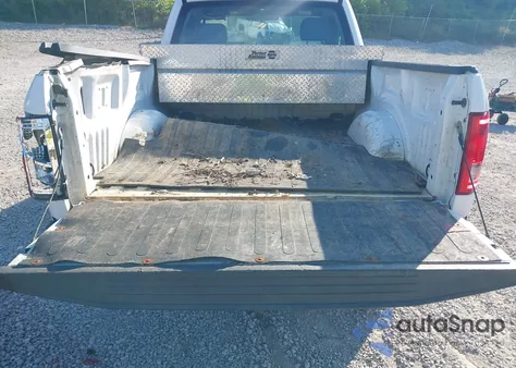 2017 Ford F-150 Xl z USA, uszkodzony, nr VIN 1FTMF1EF7HKC86724